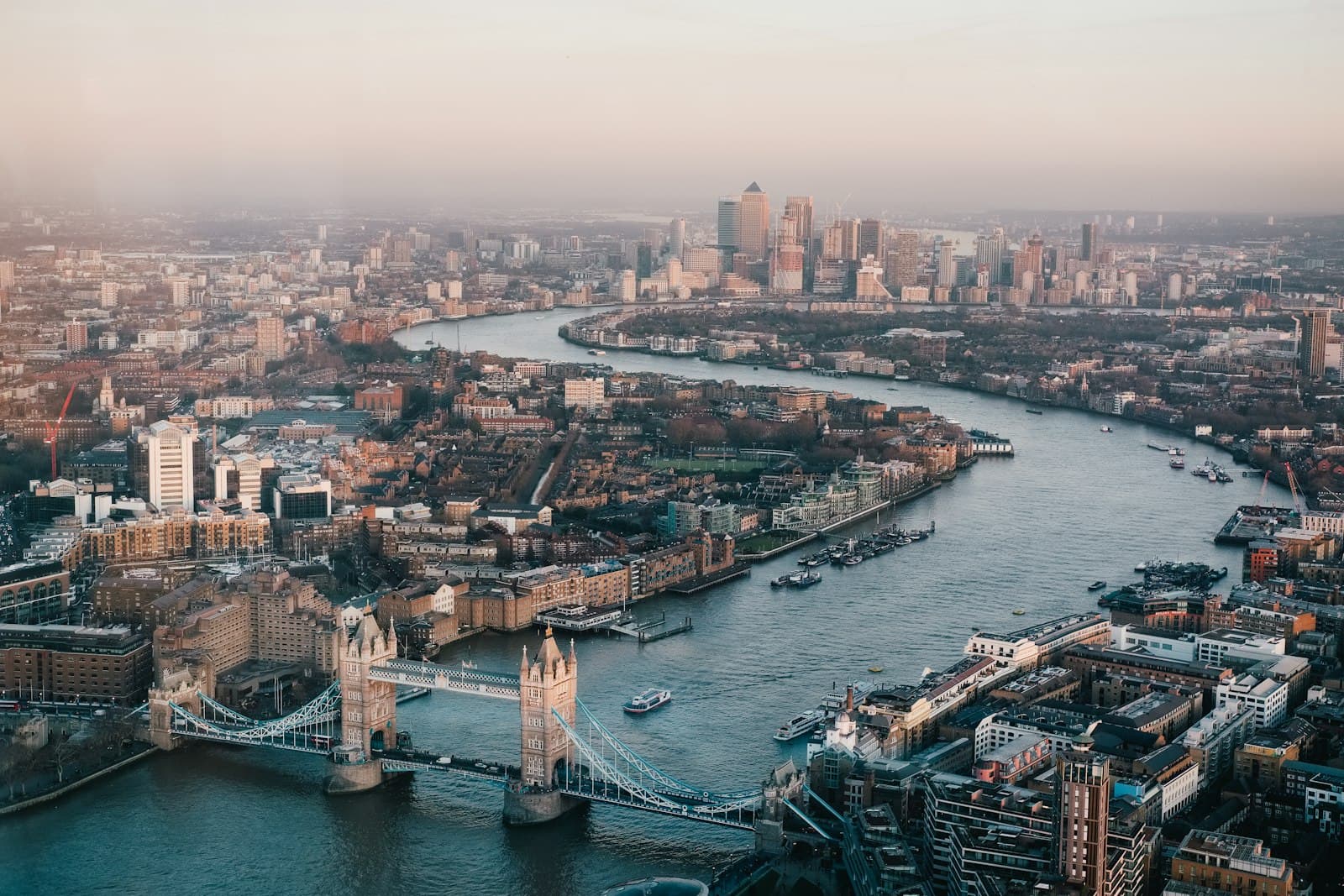 United Kingdom - London skyline